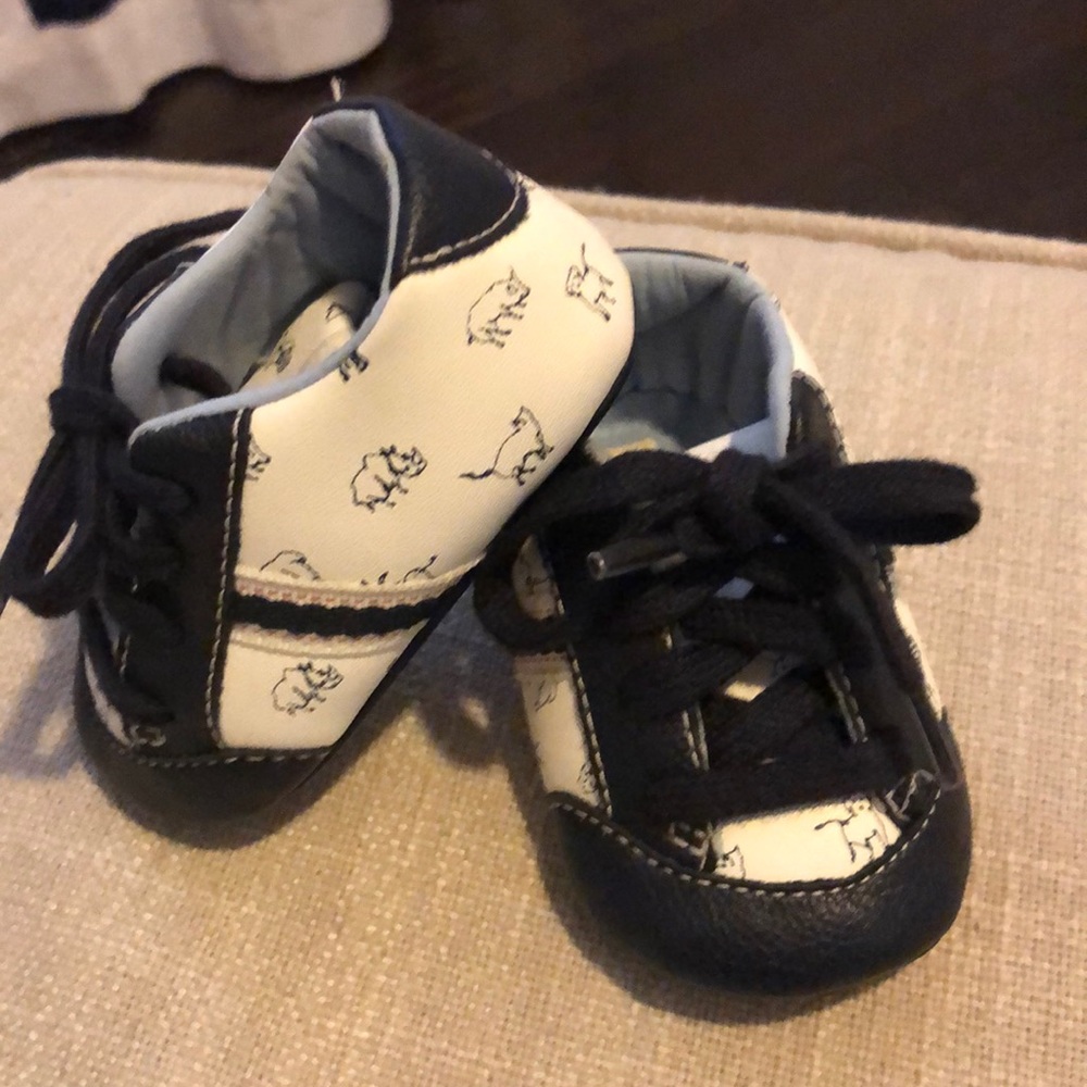 ED Ellen Degeneres baby shoes